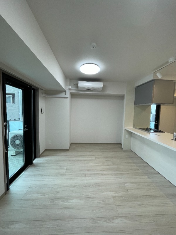 クロスゲート青葉台5階 リビング