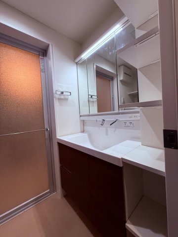 世田谷区三軒茶屋戸建 1階洗面所