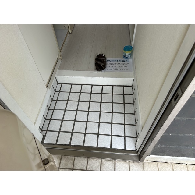 ジュネパレス松戸第68 玄関