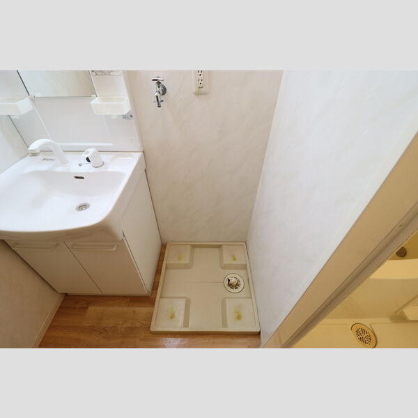 グランモア登戸　壱番館102号室 同建物別部屋の参考画像