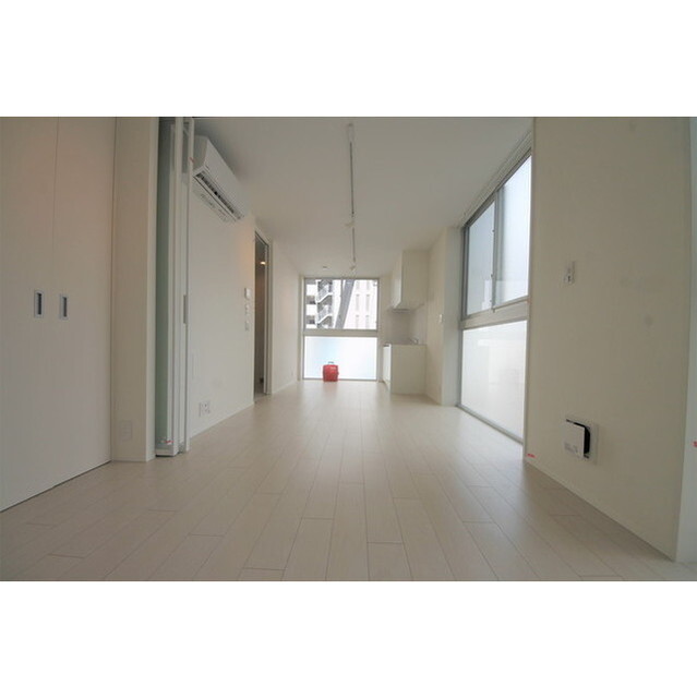 EDIT nihonbashi 内観