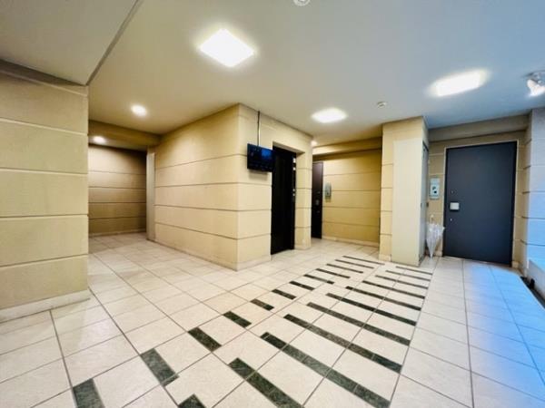 Ｂｒｉｌｌｉａ　ｉｓｔ　代々木上原2階 エントランス