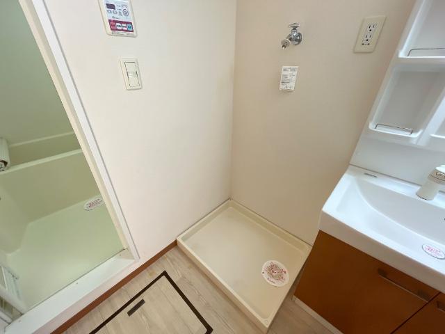 コンフォース101号室 洗濯機置場