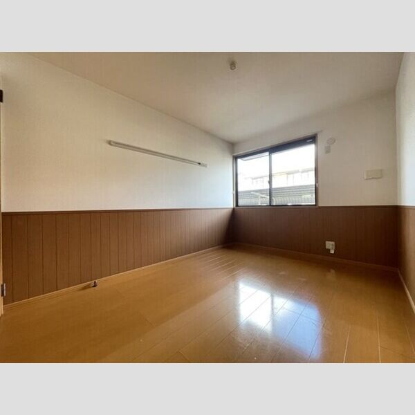 サンモール六実103号室 洋室　6帖