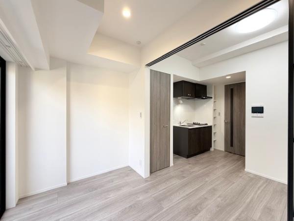 エレミ本蓮沼2階 リビング