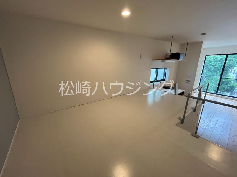SMI RE STAY TOKYO　A1階 内観