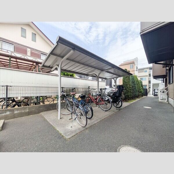 ガーデンヒル 駐輪場