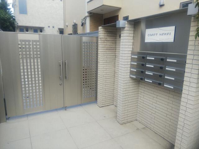 クラフト中井 エントランス