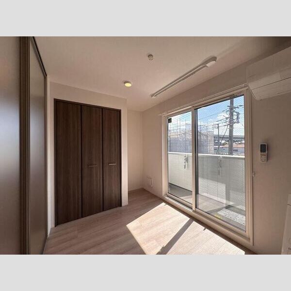 セレスティア南花畑Ⅲ306号室 洋室