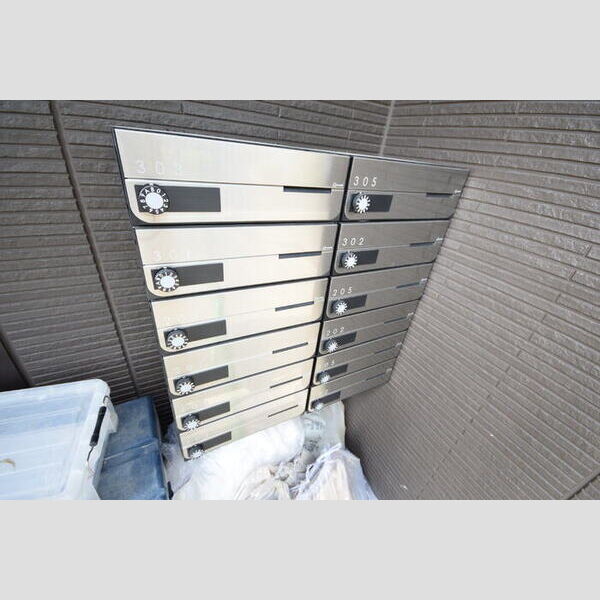 プルメリア203号室 郵便ポスト(セキュリティーロック付き)