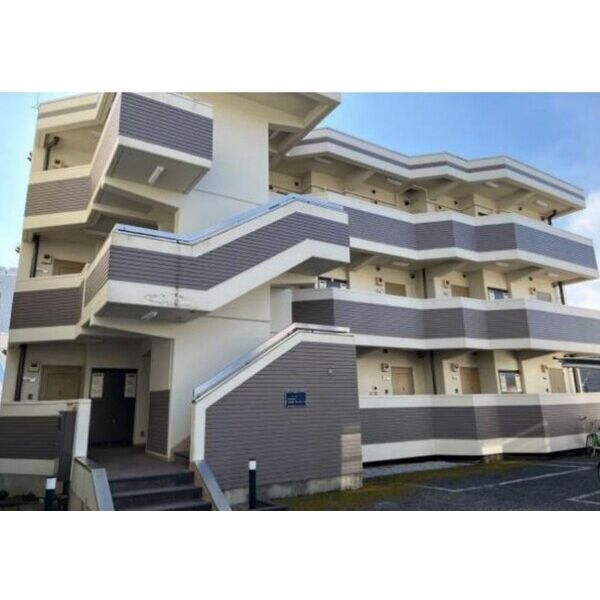 レチナミヤハラの外観画像