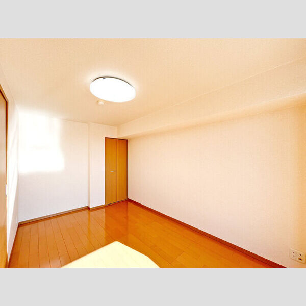 シャインヒル　Ⅲ303号室 洋室