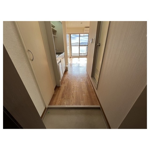 リビエール八王子 明るい玄関♪