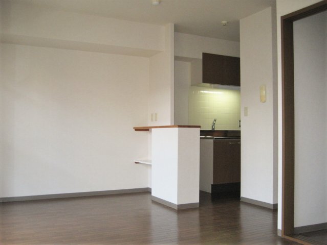 シャトー秋葉町0202号室 ※別号室の参考写真(現況優先・仕様違いの場合あり)