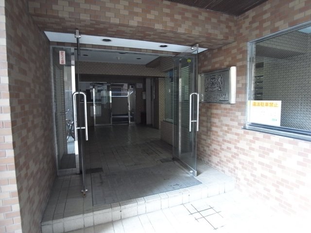 ライオンズマンション横浜伊勢佐木町 エントランス