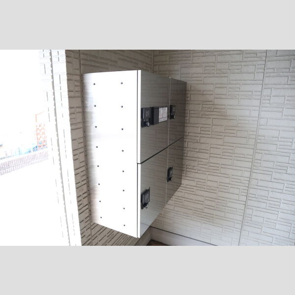 リヴィエールM 宅配BOX