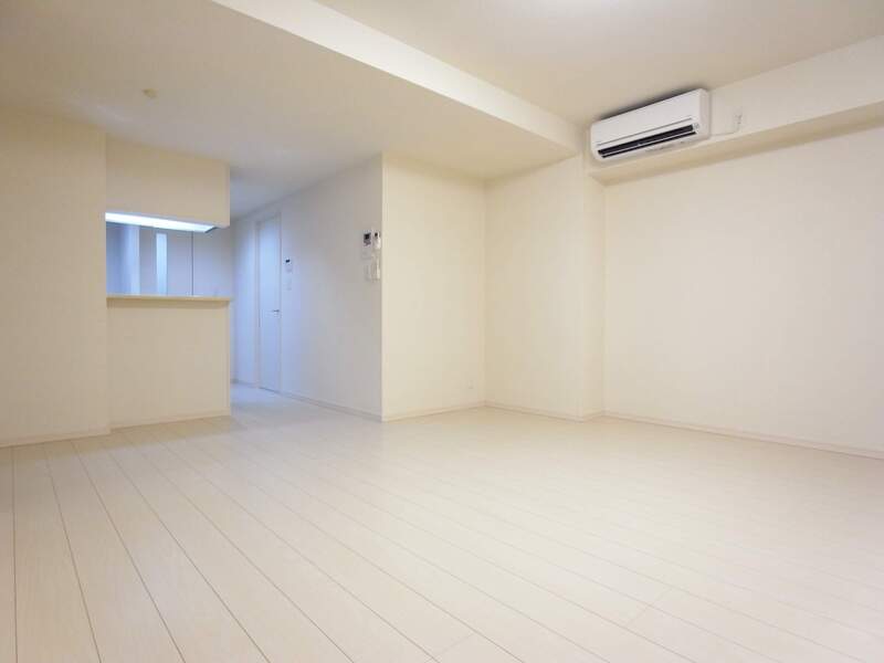 リブリ・根岸 CEREZO リビング