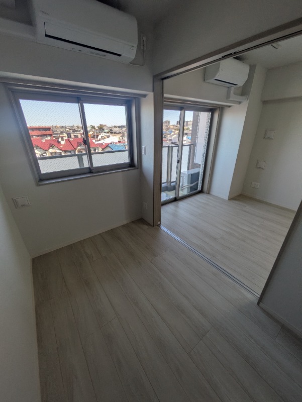 ジェノヴィア妙典Ⅱ4階 リビング