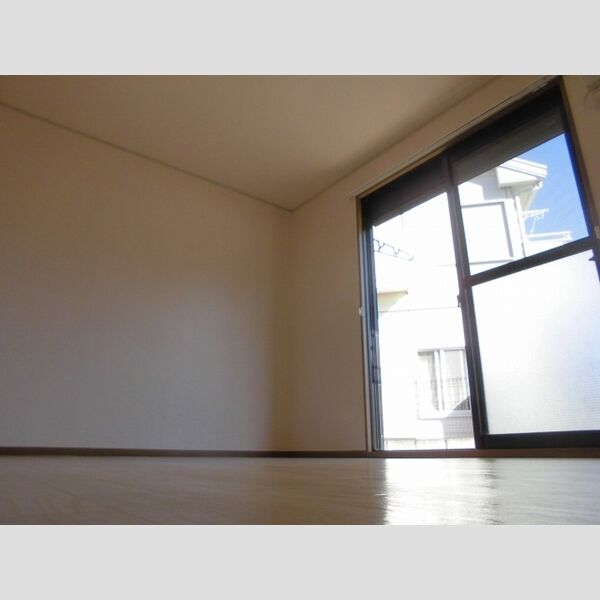 ロイヤルステージ　Ⅱ101号室 洋室6帖