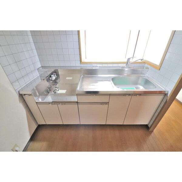 ベルヴェデーレII303号室 キッチン