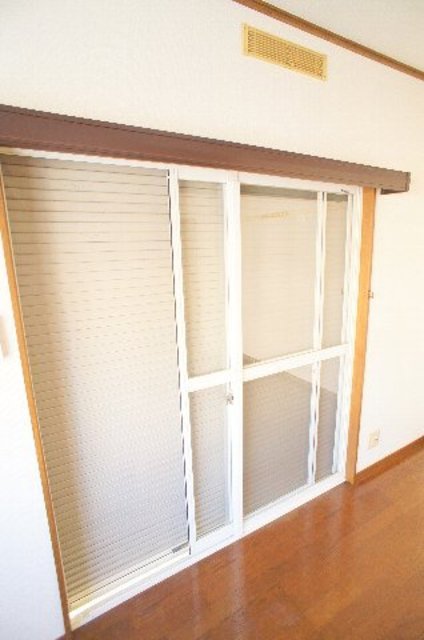 未貴ハイムＣ棟C103号室 防犯シャッター付き