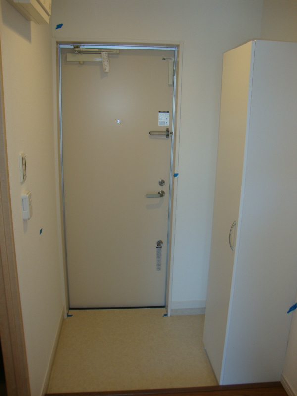 リブリ・ハナミズキ 玄関