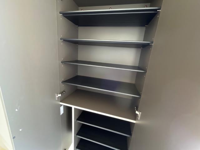 フロレゾン柏～Floraison Kashiwa～202号室 下駄箱