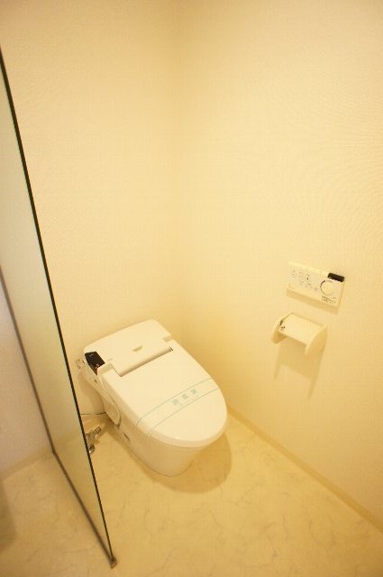 Ｃａｓａ．ａｖｉｒｉｏ0105号室 トイレ