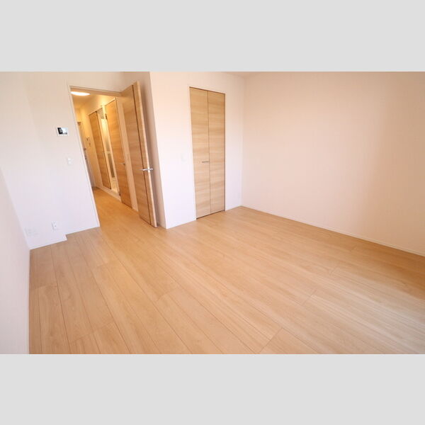 レーヴ・シェソワ307号室 洋室