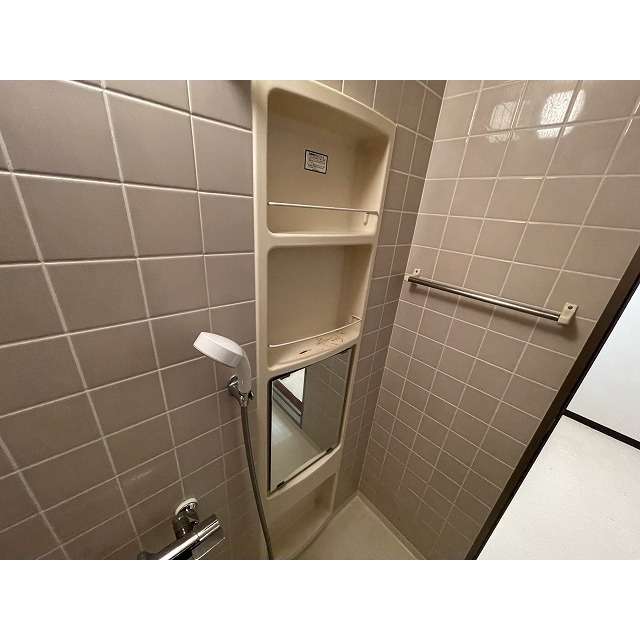 クリオ辻堂参番館0102号室 収納