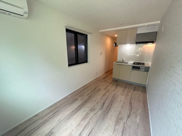 ライブリー東向島0204号室 リビング