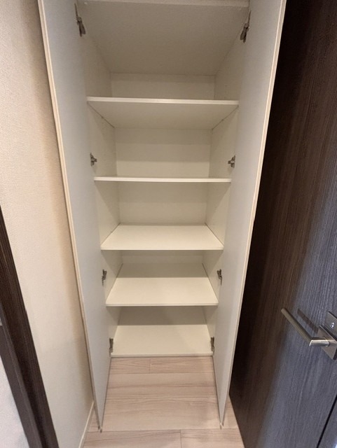 レジディア高田馬場1階 収納