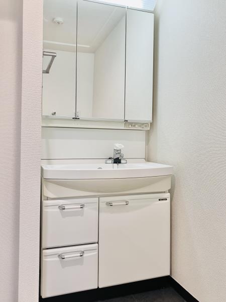 サンテミリオン新中野7階 同建物別部屋の参考画像