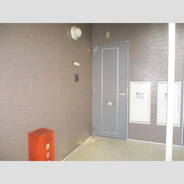 パセオみずほ台103号室 玄関