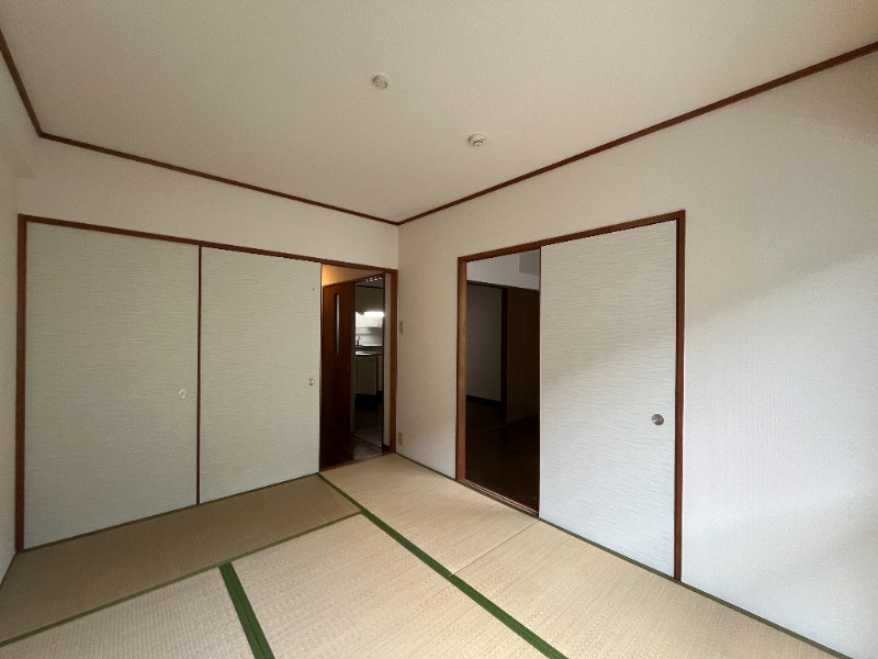 エルム中川1階 ※写真は他号室参考写真です。