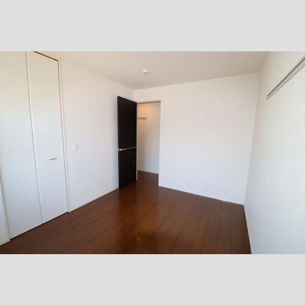バリスサイト　F202号室 洋室