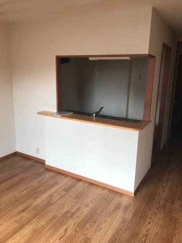 ガーデンヒルズNAKAYAMA壱番館203号室 ＬＤＫ