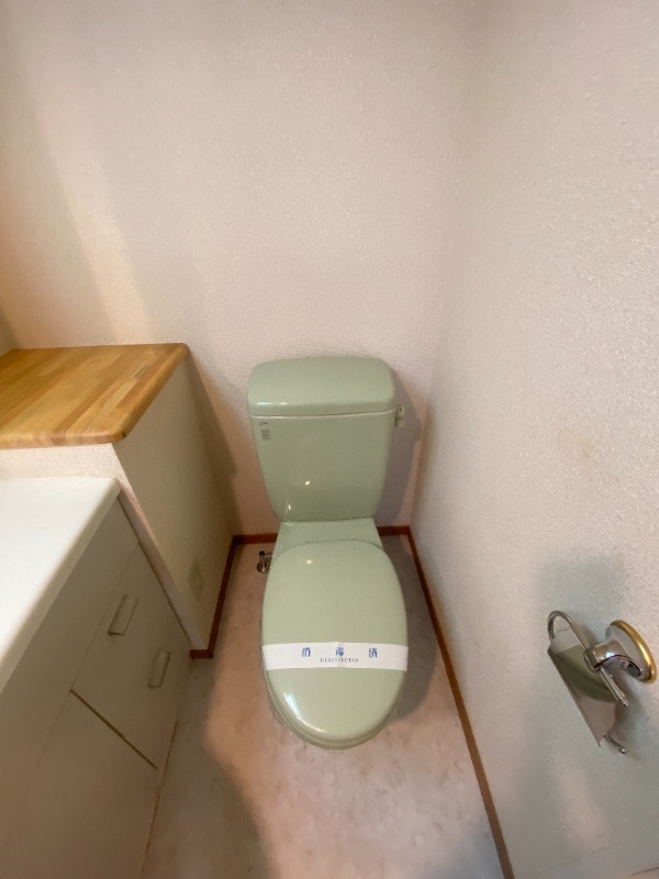 アウローラ2階 トイレ