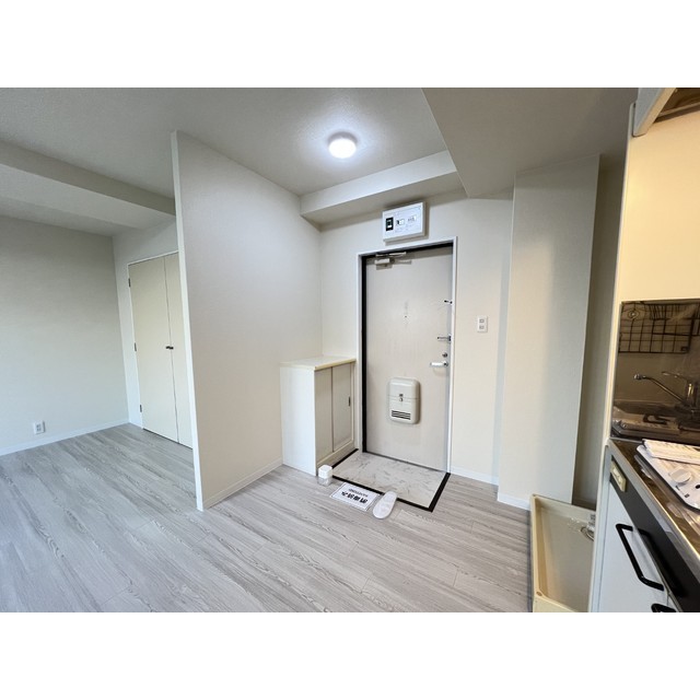 ウィンズベルⅡ303号室 玄関