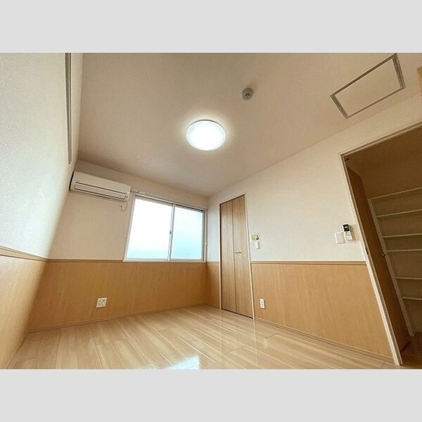 シャトーフェニックスⅡ　B202号室 洋室6帖