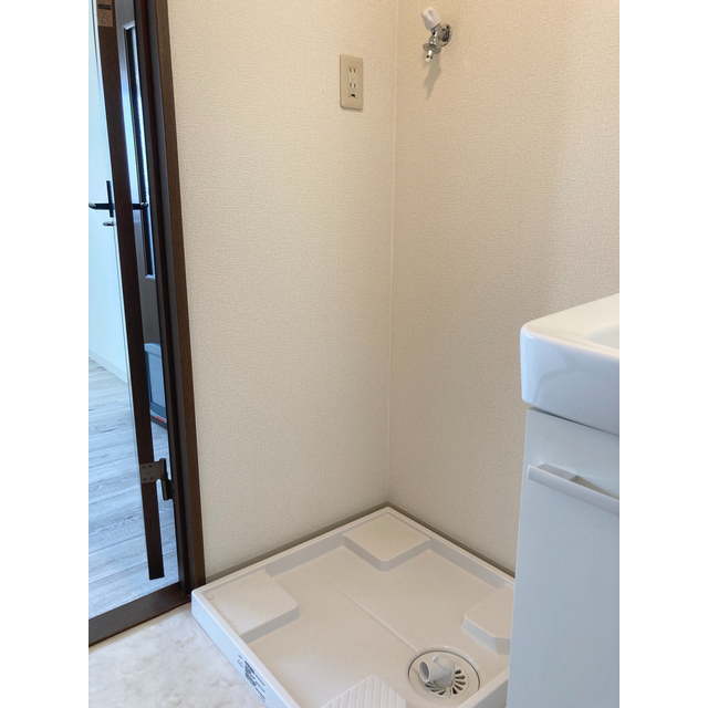 プリムローズ 洗濯機置き場・パン有