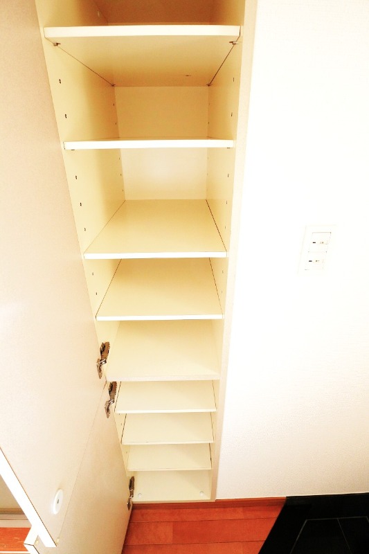 アーバイル池袋EAST7階 収納