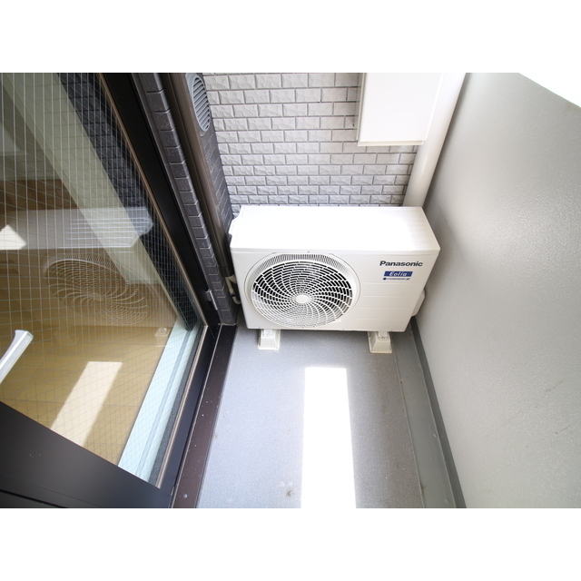 プレール・ドゥーク赤塚103号室 103バルコニー