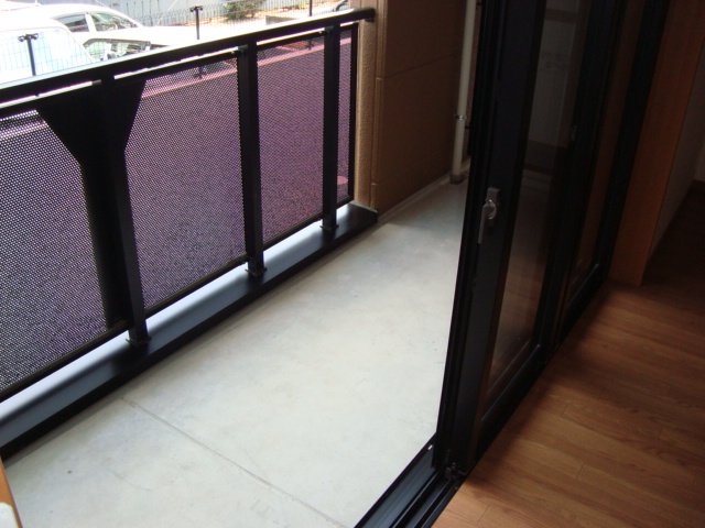 ジラフ２０１０203号室 ベランダ