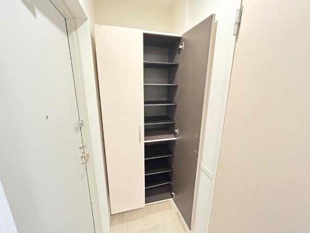 charme・toit（シャルム・トワ）206号室 下駄箱