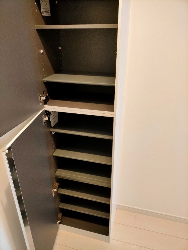 クレールブランシェ西横浜Ａ号棟 収納