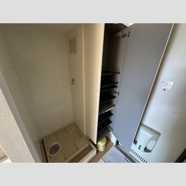 メルヴェール Ⅱ105号室 同建物別部屋の参考画像