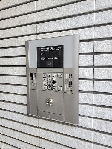 フェリース横濱6階 オートロック　※2024年12月の写真