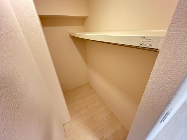 セレーナクオーレ106号室 ウォークインクローゼット