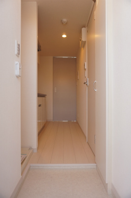 リブリ・新検見川1階 玄関